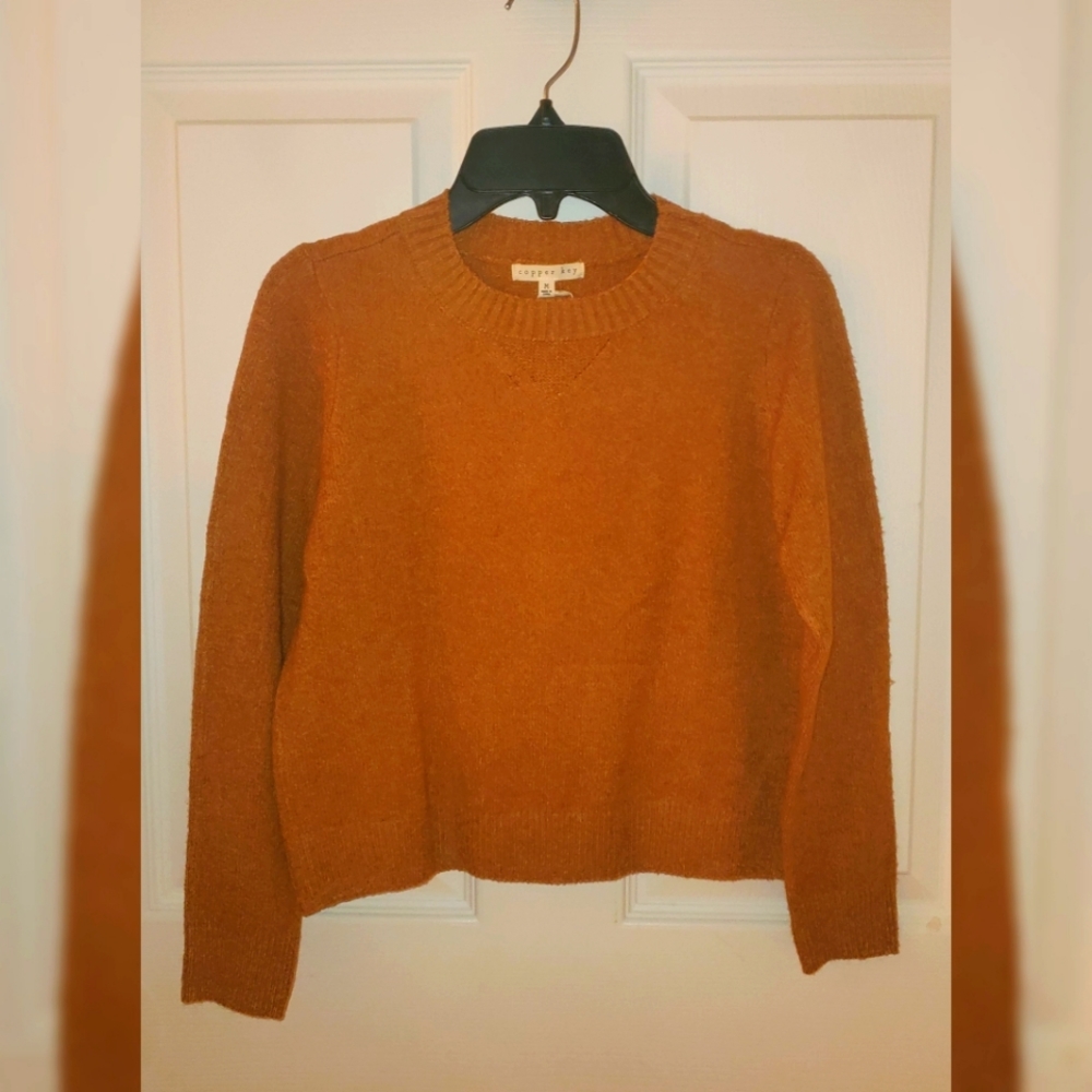 2 pcs Copper key girls sweater